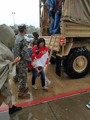 Army Reserve continues Hurricane Harvey rescue efforts