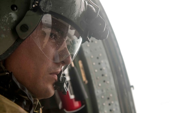 U.S. Army Reserve aviation supports Hurricane Harvey rescue efforts