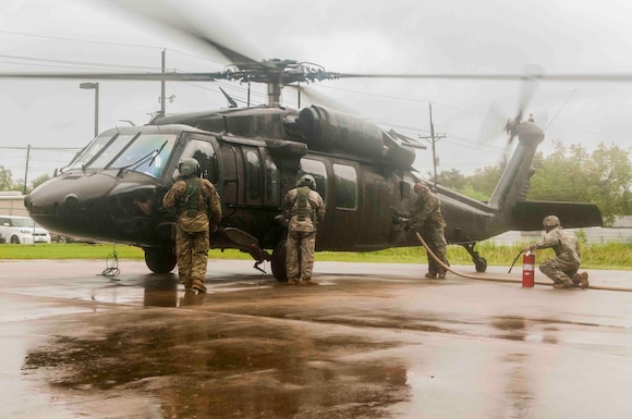 U.S. Army Reserve aviation supports Hurricane Harvey rescue efforts