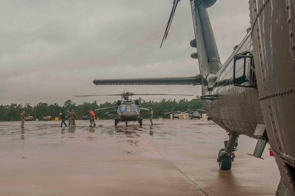 U.S. Army Reserve aviation supports Hurricane Harvey rescue efforts