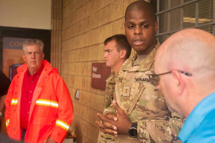 U.S. Army Reserve aviation supports Hurricane Harvey rescue efforts