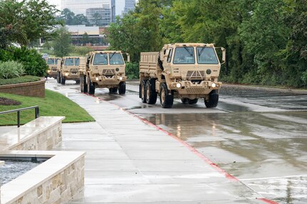 Army Reserve provides critical support to federal detention center