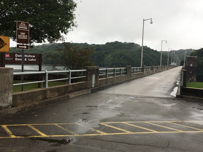 The U.S. Army Corps of Engineers Nashville District announces Dale Hollow Dam Road at the dam in Celina, Tenn., is closing to all traffic 7:30 a.m. to 5 p.m. Sept. 13, 2017 while maintenance personnel perform a routine inspection of the bridge. (USACE photo by Bradley Potts)