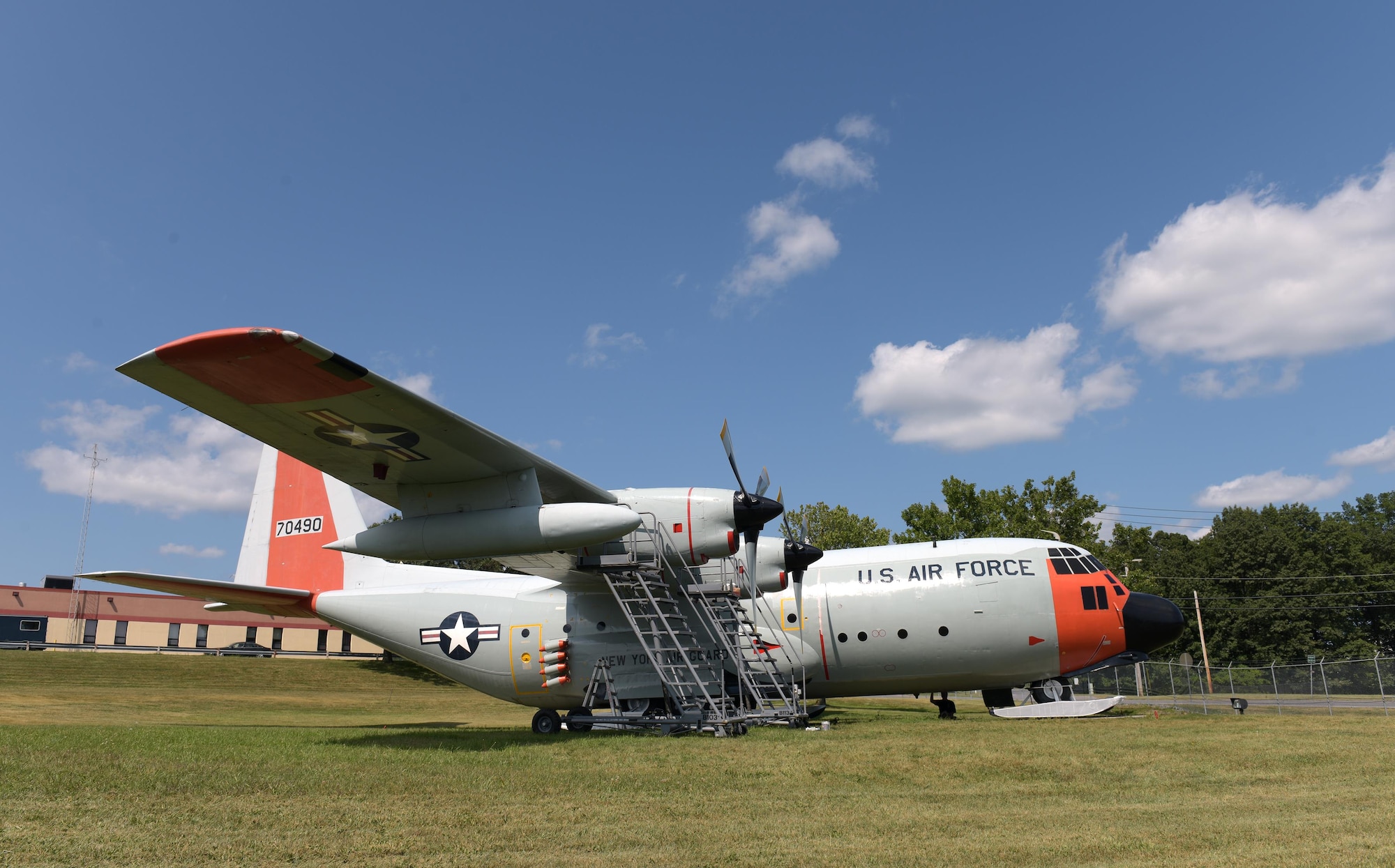 Airmen come together to improve LC-130 static display