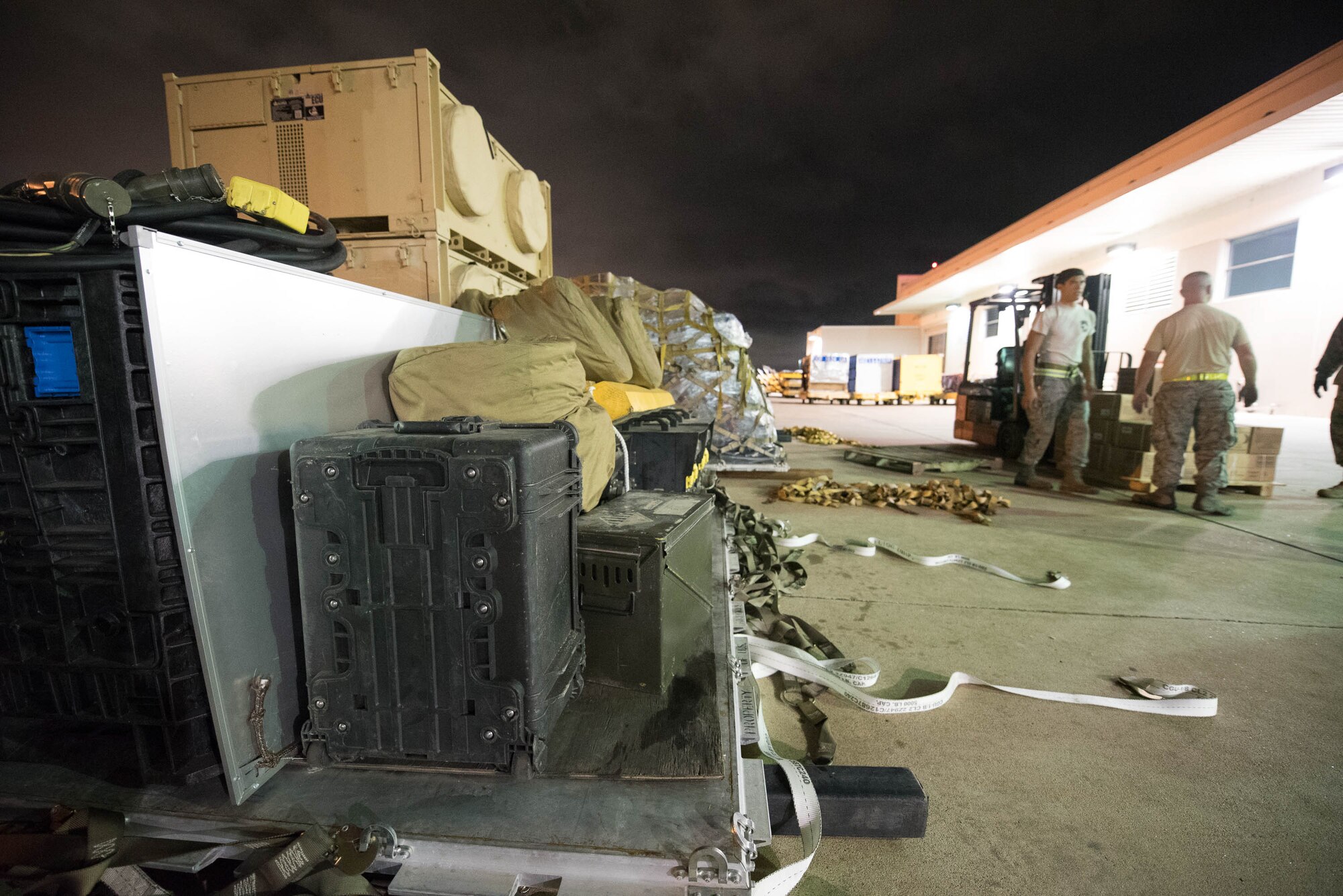 Kentucky Air Guard establishes aeromedical evacuation hub for hurricane relief