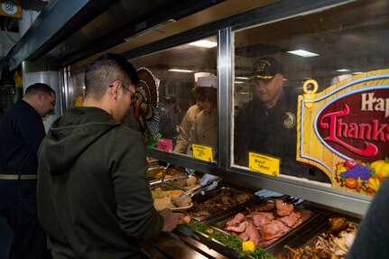 Thanksgiving aboard USS Bonhomme Richard (LHD 6)