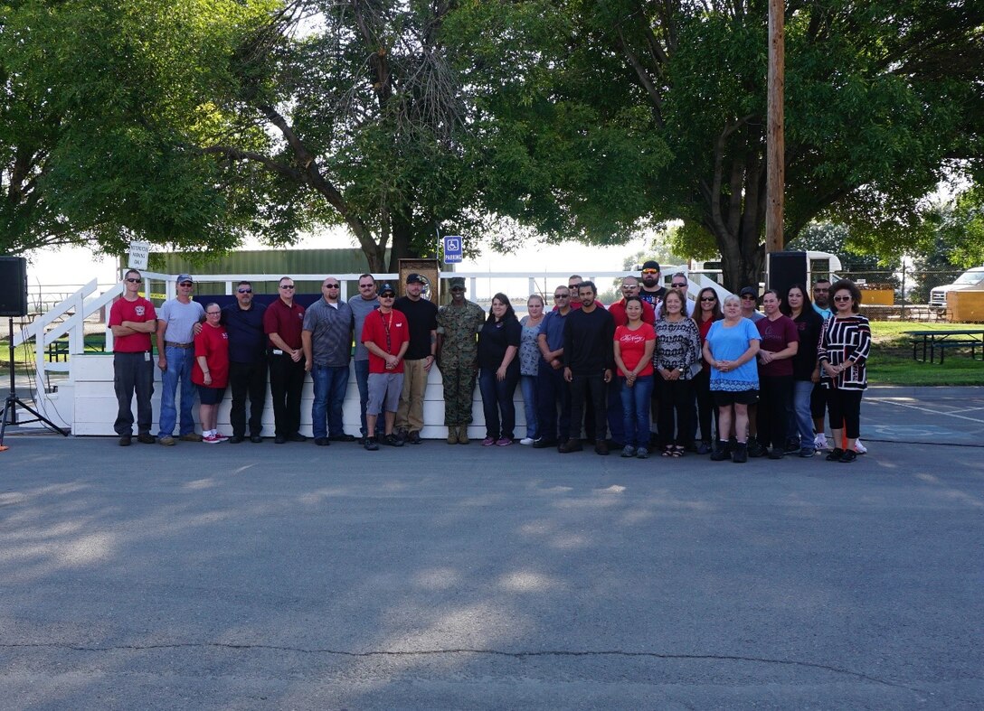 The DLA Distribution San Joaquin, California “Stand Behind Those Who Stand For Us” Tribute Wall Team was selected as the DLA Distribution Strategic Goals Award winner for fourth quarter, fiscal year 2017.