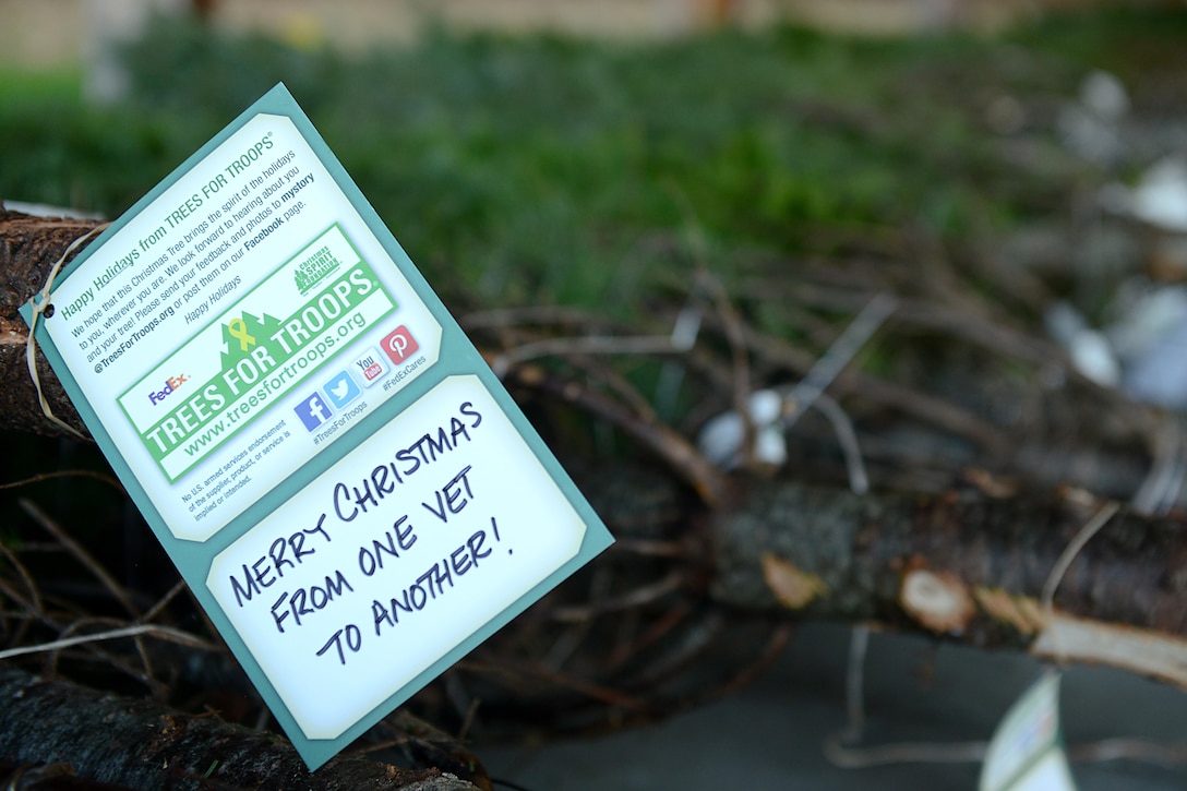 Tree farms provided hand written notes of appreciation from donors for U.S. service members to read as they select a Christmas tree during the Christmas SPIRIT Foundation’s Trees for Troops program at Joint Base Langley-Eustis, Va., Dec. 1, 2017.