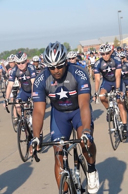 Senior Master Sgt. Larry Galo, Air Force Cycling Team director, leads the team during the Ride for Heroes event in Texas, April 19, 2014. The AFCT works to promote the Air Force by interacting with the American public at cycling events across the United States. (Courtesy Photo)