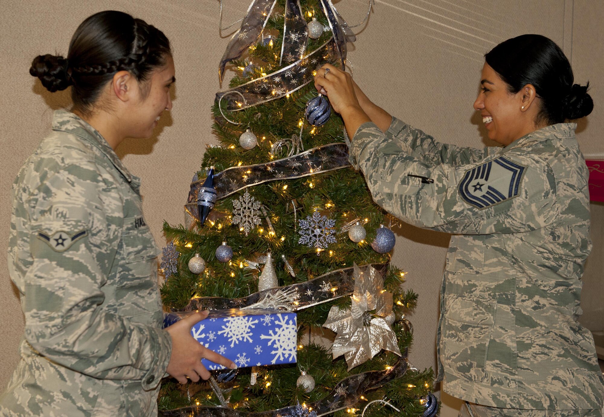 decorating the Christmas tree