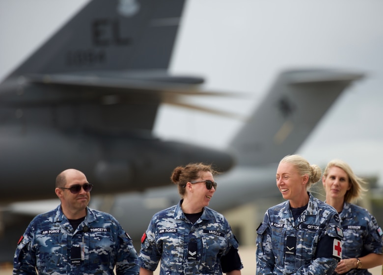 Royal Australian Air Force (RAAF) medical services airmen with the Health Services Wing, Headquarters, RAAF Base Amberley, Australia, tour a B1-B Lancer static display on Nov. 30, 2017, at RAAF Base Amberley, Australia.