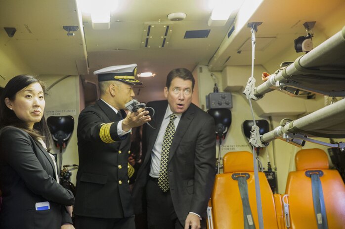 US Ambassador to Japan makes first visit to MCAS Iwakuni, Iwakuni City