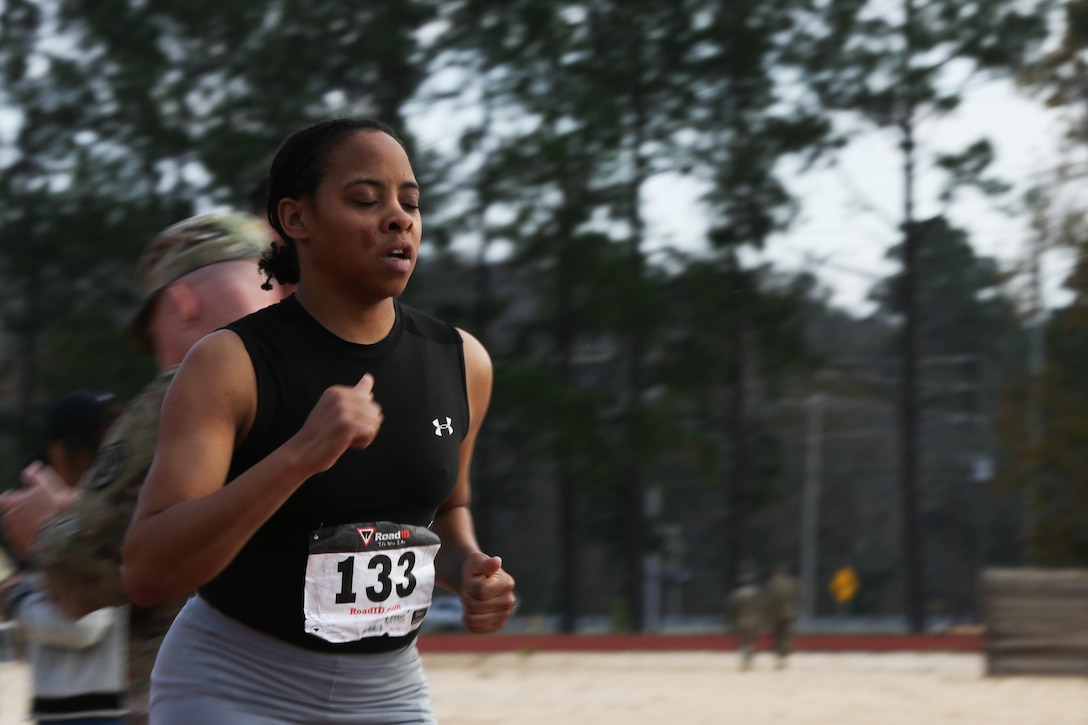 Soldiers participate In field and track event