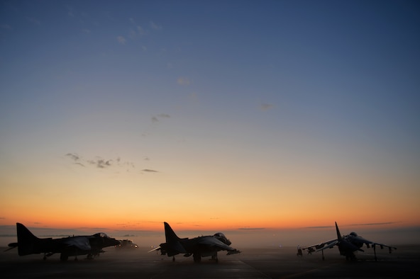U.S. Marine AV-8B Harriers with the Marine Attack Squadron 231 assigned to Marine Corps Air Station Cherry Point, N.C., are parked on the flightline during basic fighter maneuver training at Shaw Air Force Base, South Carolina, Dec. 1, 2017.