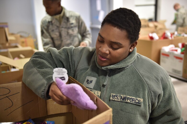 Holiday Toy Give Away, Dec. 3, 2017, benefits 910th Airmen