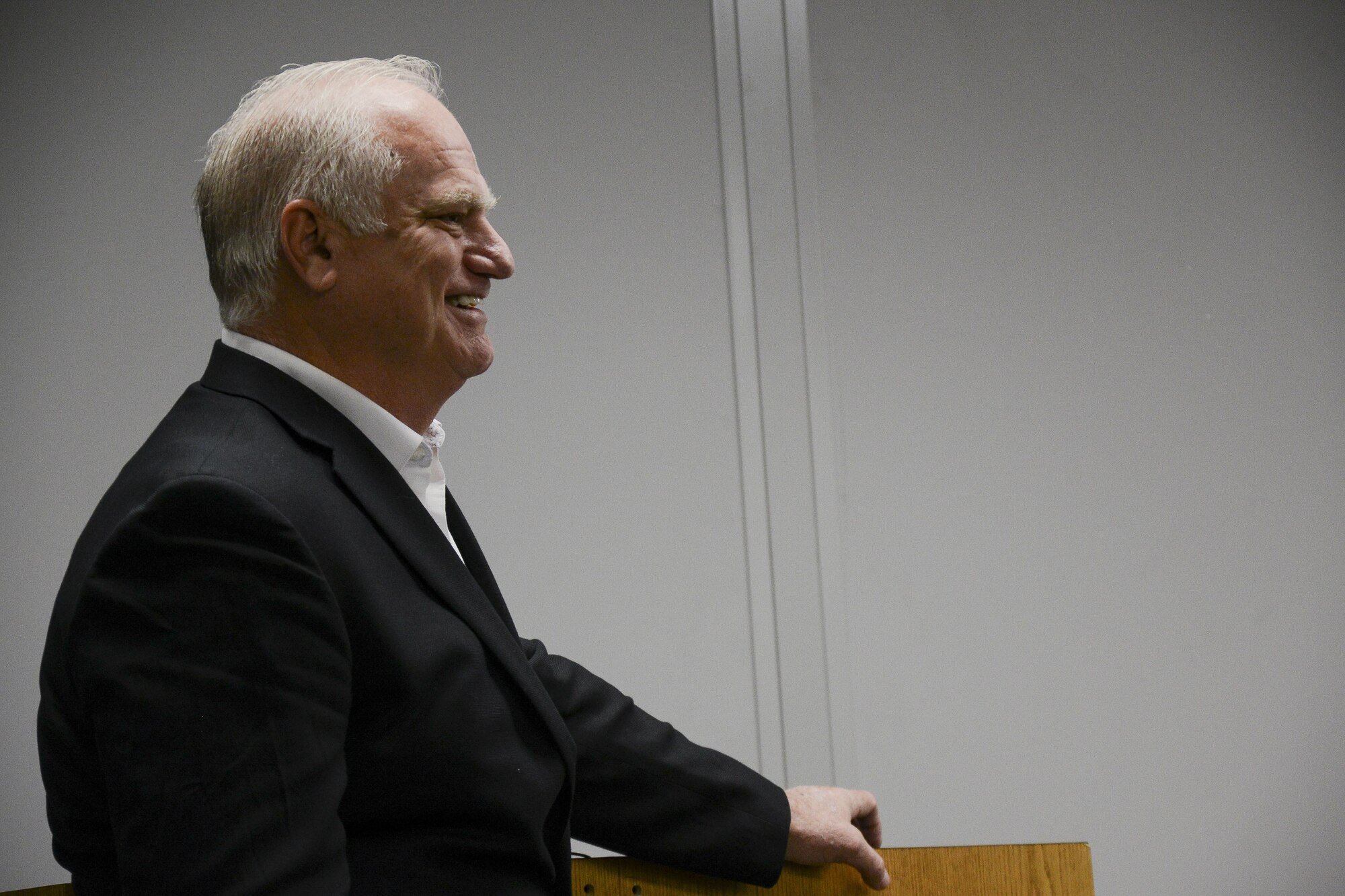 Eric Hipple, former Detroit Lions quarterback, speaks to Airmen about suicide prevention at Minot Air Force Base, N.D., Nov. 28, 2017. Since the loss of his son to suicide in 2000, Hipple travels the country to educate people about suicide prevention, depression and mental health. (U.S. Air Force photo by Airman 1st Class Jessica Weissman)