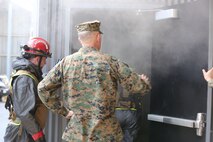 NAVAL SUPPORT FACILITY INDIAN HEAD, Md. – Lt. Gen. Mark A. Brilakis, Commander of U.S. Marine Corps Forces Command, MARFORCOM, received a tour of Naval Support Facility Indian Head and Annex Stump Neck during his visit with MARFORCOM subordinate element Chemical Biological Incident Response Force, CBIRF, Nov. 30, 2017. During his visit he received briefs from CBIRF command staff, toured facilities used by CBIRF, talked to CBIRF Marines and Sailors, and received a demonstration of the response force’s capabilities in case of a crisis. (Official USMC Photos by Staff Sgt. Santiago G. Colon Jr.)