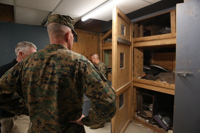 NAVAL SUPPORT FACILITY INDIAN HEAD, Md. – Lt. Gen. Mark A. Brilakis, Commander of U.S. Marine Corps Forces Command, MARFORCOM, received a tour of Naval Support Facility Indian Head and Annex Stump Neck during his visit with MARFORCOM subordinate element Chemical Biological Incident Response Force, CBIRF, Nov. 30, 2017. During his visit he received briefs from CBIRF command staff, toured facilities used by CBIRF, talked to CBIRF Marines and Sailors, and received a demonstration of the response force’s capabilities in case of a crisis. (Official USMC Photos by Staff Sgt. Santiago G. Colon Jr.)