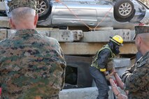 NAVAL SUPPORT FACILITY INDIAN HEAD, Md. – Lt. Gen. Mark A. Brilakis, Commander of U.S. Marine Corps Forces Command, MARFORCOM, received a tour of Naval Support Facility Indian Head and Annex Stump Neck during his visit with MARFORCOM subordinate element Chemical Biological Incident Response Force, CBIRF, Nov. 30, 2017. During his visit he received briefs from CBIRF command staff, toured facilities used by CBIRF, talked to CBIRF Marines and Sailors, and received a demonstration of the response force’s capabilities in case of a crisis. (Official USMC Photos by Staff Sgt. Santiago G. Colon Jr.)