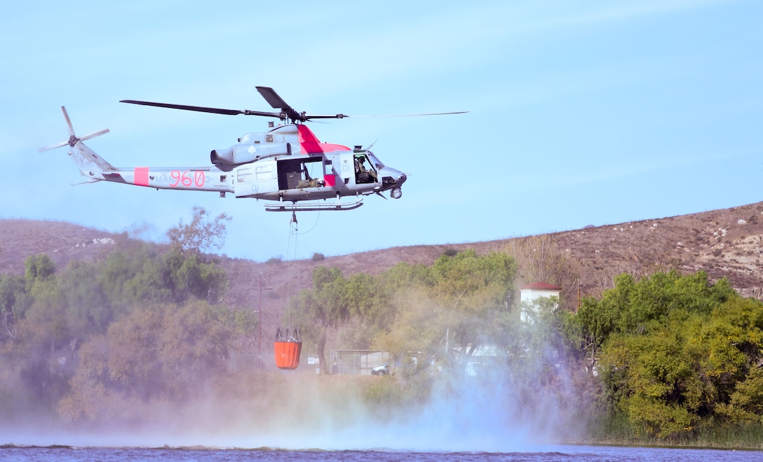 3rd MAW supports firefighting in San Diego County