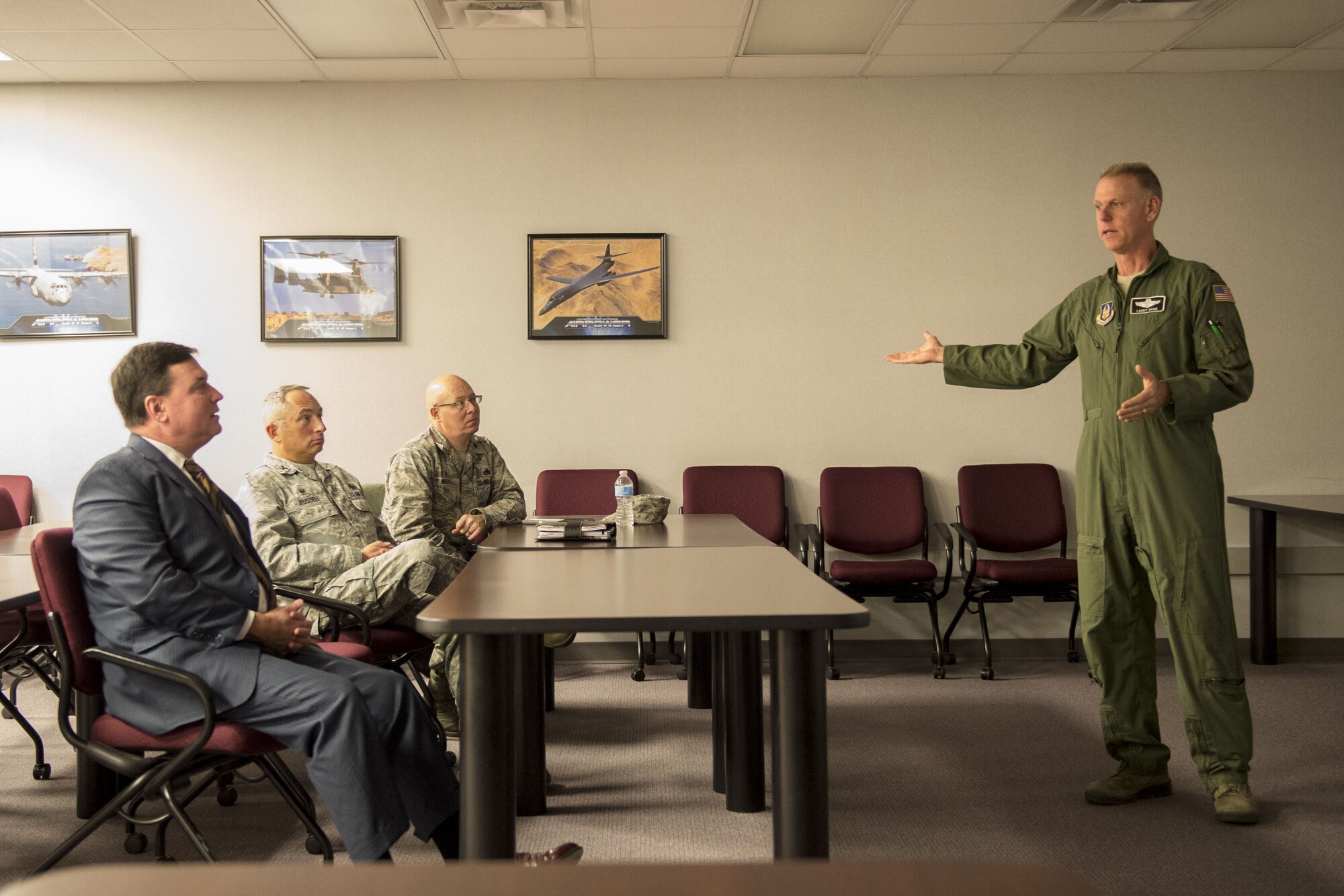 Col. Larry Shaw, 434th Air Refueling Wing commander, explains the base’s economic impact to U.S. Rep. Todd Rokita during a mission briefing at Grissom Air Reserve Base, Ind. Nov. 21, 2017. During the briefing Rokita also learned more about the wing mission and its contribution to the Air Force’s global reach. (U.S. Air Force graphic/Tech. Sgt. Benjamin Mota)