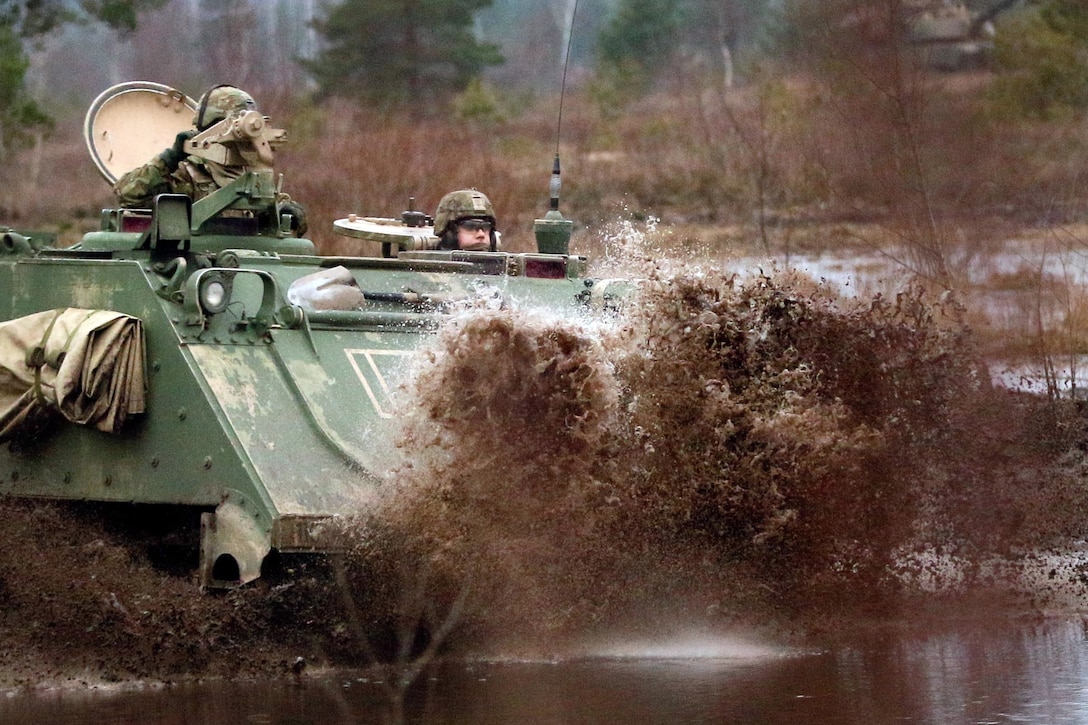 Soldiers participate in Long Knife