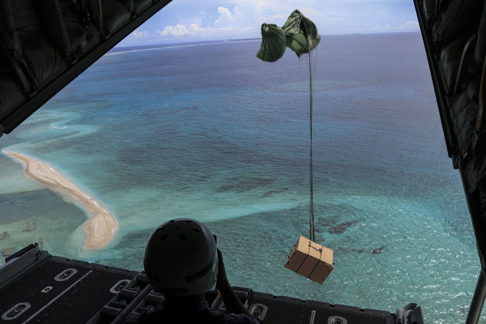 USAF, RAAF, JASDF complete first Operation Christmas Drop 2017 sortie