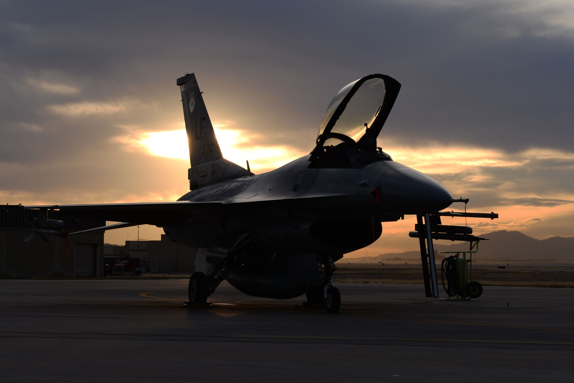 An F-16 Fighting Falcon assigned to the 310th Fighter Squadron sits on the flight line at Luke Air Force Base, Ariz., Dec. 12, 2017. The 310th FS graduated their latest F-16 Basic Course class Dec. 13, and  retired Air Force pilot Lt. Col. Bob Pardo spoke at the ceremony and addressed the graduates. (U.S. Air Force photo/Senior Airman Ridge Shan)