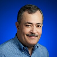 Milo Medin Biography Picture