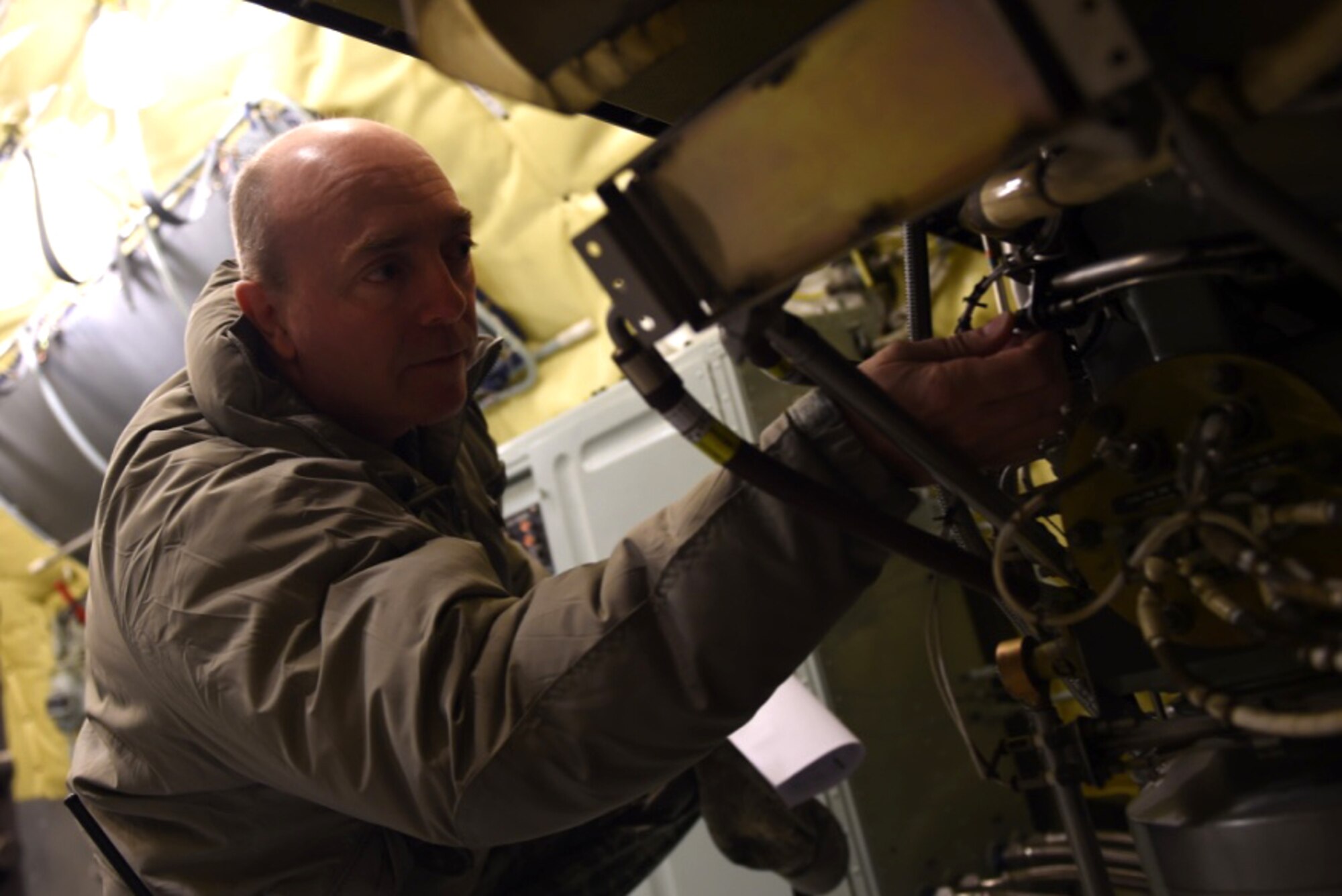 SMSgt Billing receives AFRC Lance P. Sijan award