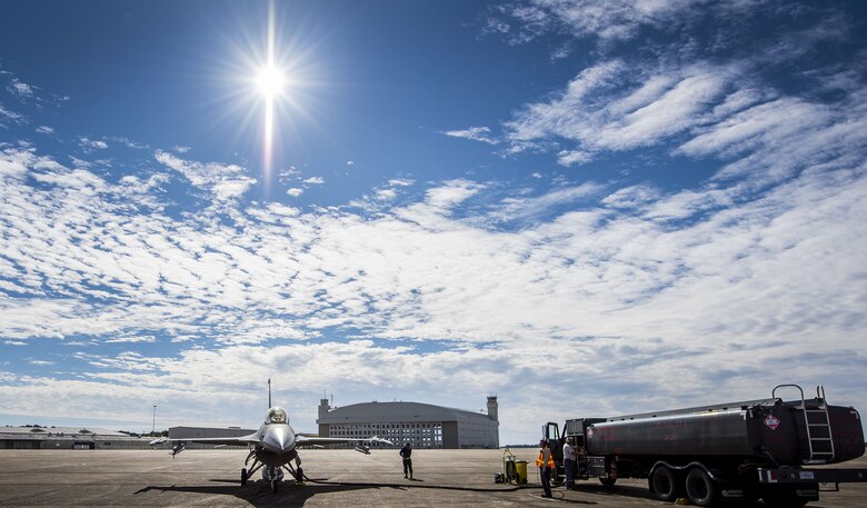 F-16 hot pitting