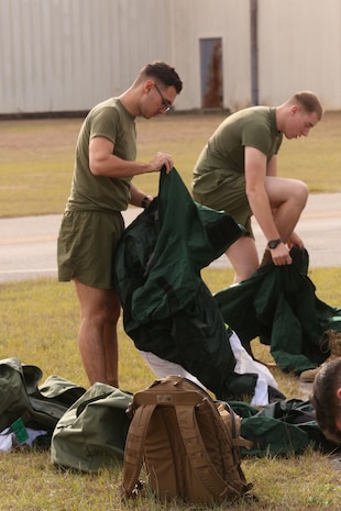 PERRY, Ga. – Decontamination Platoon and Identification and Detection Platoon with Chemical Biological Incident Response Force, CBIRF, U.S. Marine Corps Forces Command, executed Advanced Decontamination/ Identification and Detection Training at Guardian Centers, Perry, Ga., Dec. 11-14, 2017. During the week-long training the platoons refined their skills in setup and breakdown of decontamination sites, decontamination of role players, and identification and detection of known agents in several scenarios including mass casualty, radiation scenario and a subway scenario.  (Official USMC Photos by Staff Sgt. Santiago G. Colon Jr.)