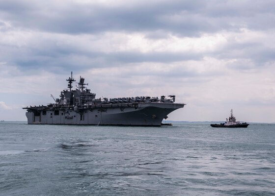 171222-N-FV739-019.jpg