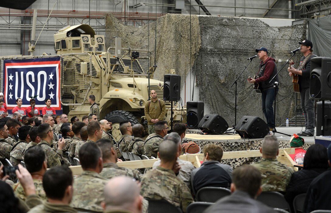 Singer Jerrod Niemann, performs for service members currently deployed to Bagram Airfield troops during the 2017 Chairman's USO Holiday Tour Dec. 24, 2017 at Bagram Airfield, Afghanistan.