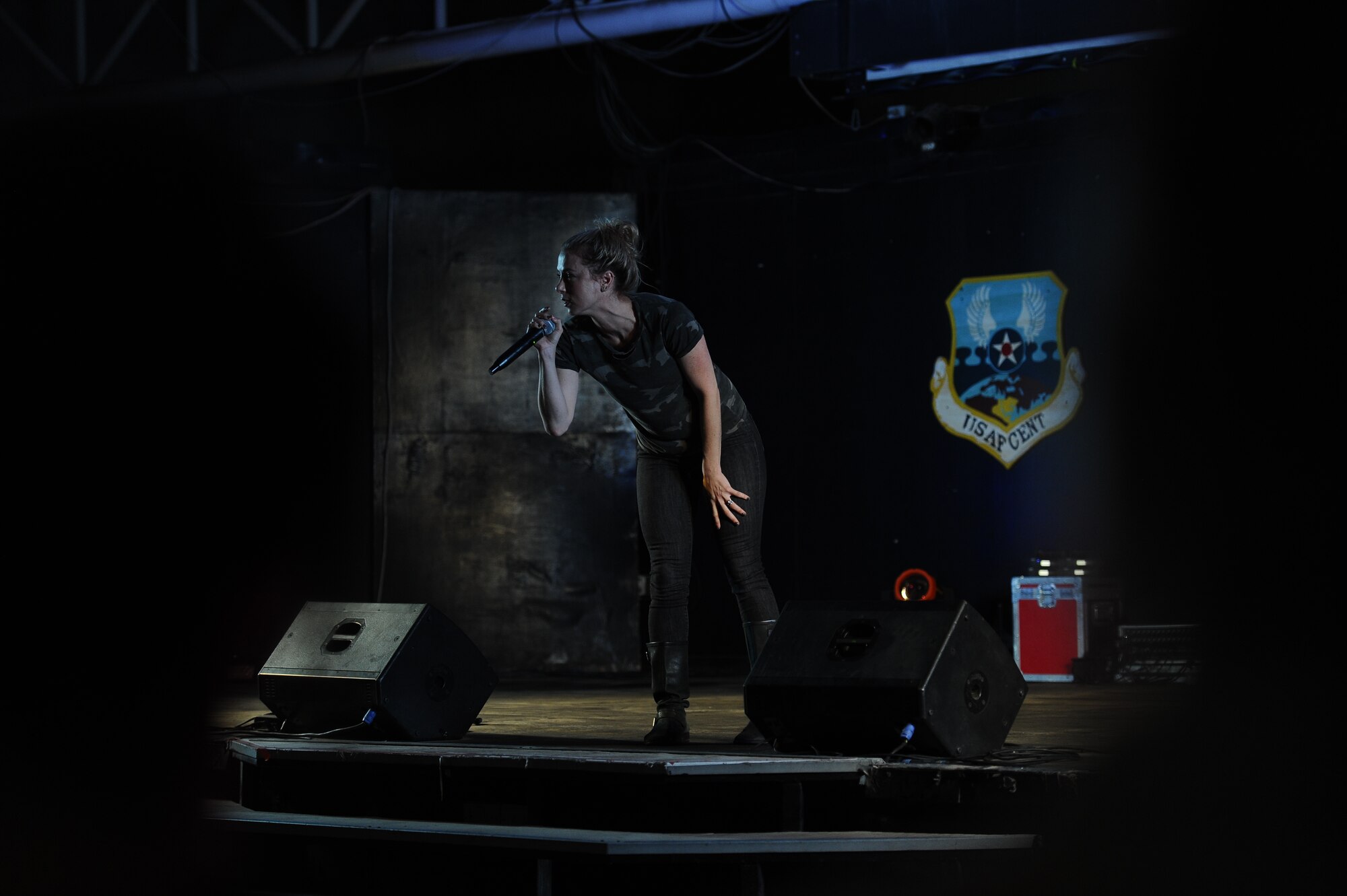 Comedian Lliza Shlesinger, performs for service members during the 2017 Chairman's USO Holiday Tour at the 380th Air Expeditionary Wing, Al Dhafra Air Base, United Arab Emirates Dec. 22, 2017.
 U.S. Marine Corps Gen. Joe Dunford, Chairman of the Joint Chiefs of Staff, hosts this tour to spread holiday cheer to service members deployed and stationed overseas. 


 (U.S. Air Force photo by Tech. Sgt. Anthony Nelson Jr.)