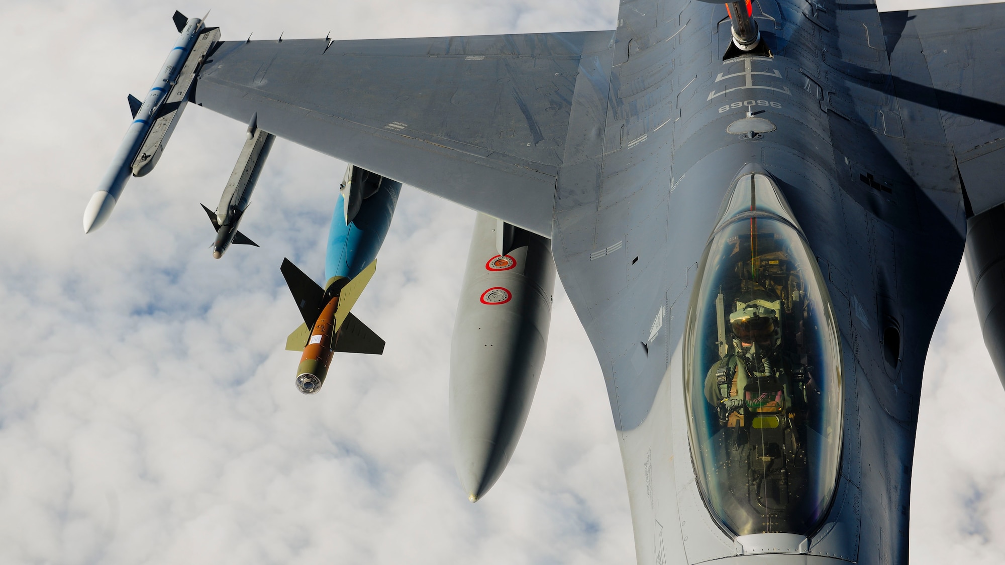 An F-16 Fighting Falcon from the 555th Fighter Squadron, Aviano Air Base, Italy, receives fuel from a KC-135 Stratotanker, assigned to the Arizona Air National Guard’s 161st Air Refueling Wing, Jan. 27, 2017, at Souda Bay, Greece. The KC-135 refueled U.S. and Hellenic air force F-16s during the FTD, which was hosted to evaluate aircraft and personnel capabilities and increase interoperability between the two NATO allies. (U.S. Air Force photo by Staff Sgt. Austin Harvill)
