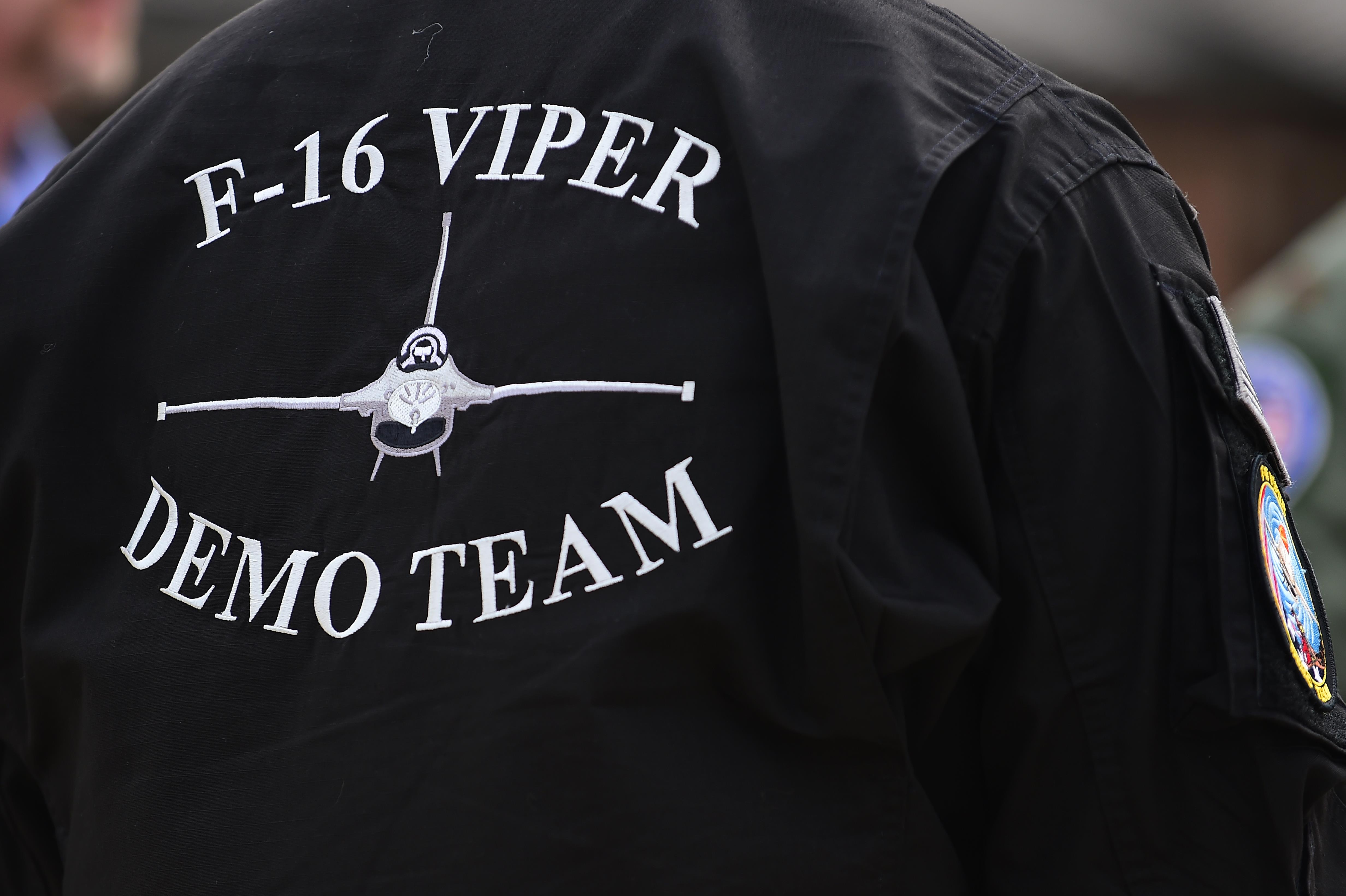F 16 Viper Demo Team Arrive For Comacc Qualification