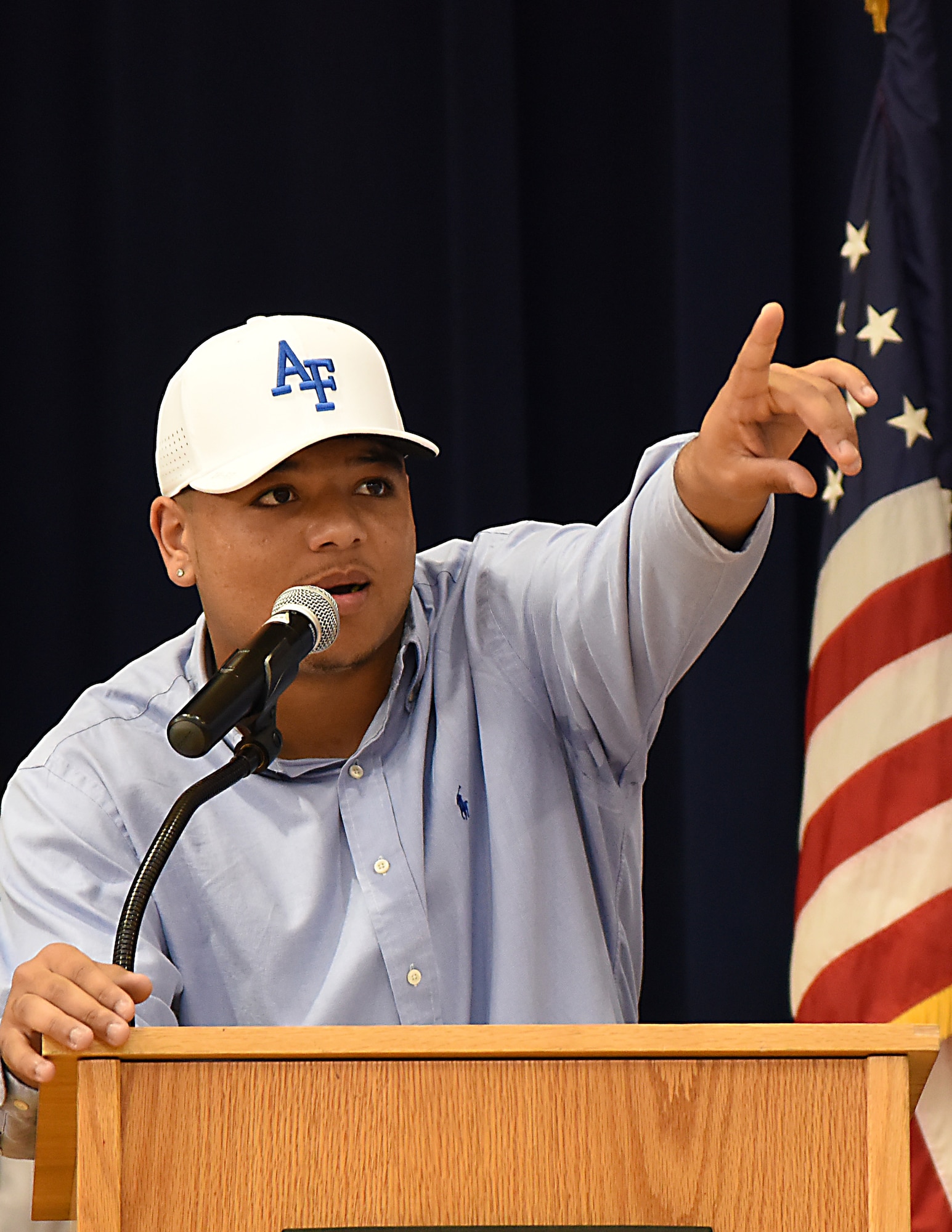 Wayne Overman III, St. Martin High School senior and quarterback, delivers remarks during the school’s 2017 National Signing Day Feb. 1, 2017, St. Martin, Miss. Overman signed a letter of intent to attend the Air Force Academy and play football for the Air Force Falcons. (U.S. Air Force photo by Kemberly Groue)