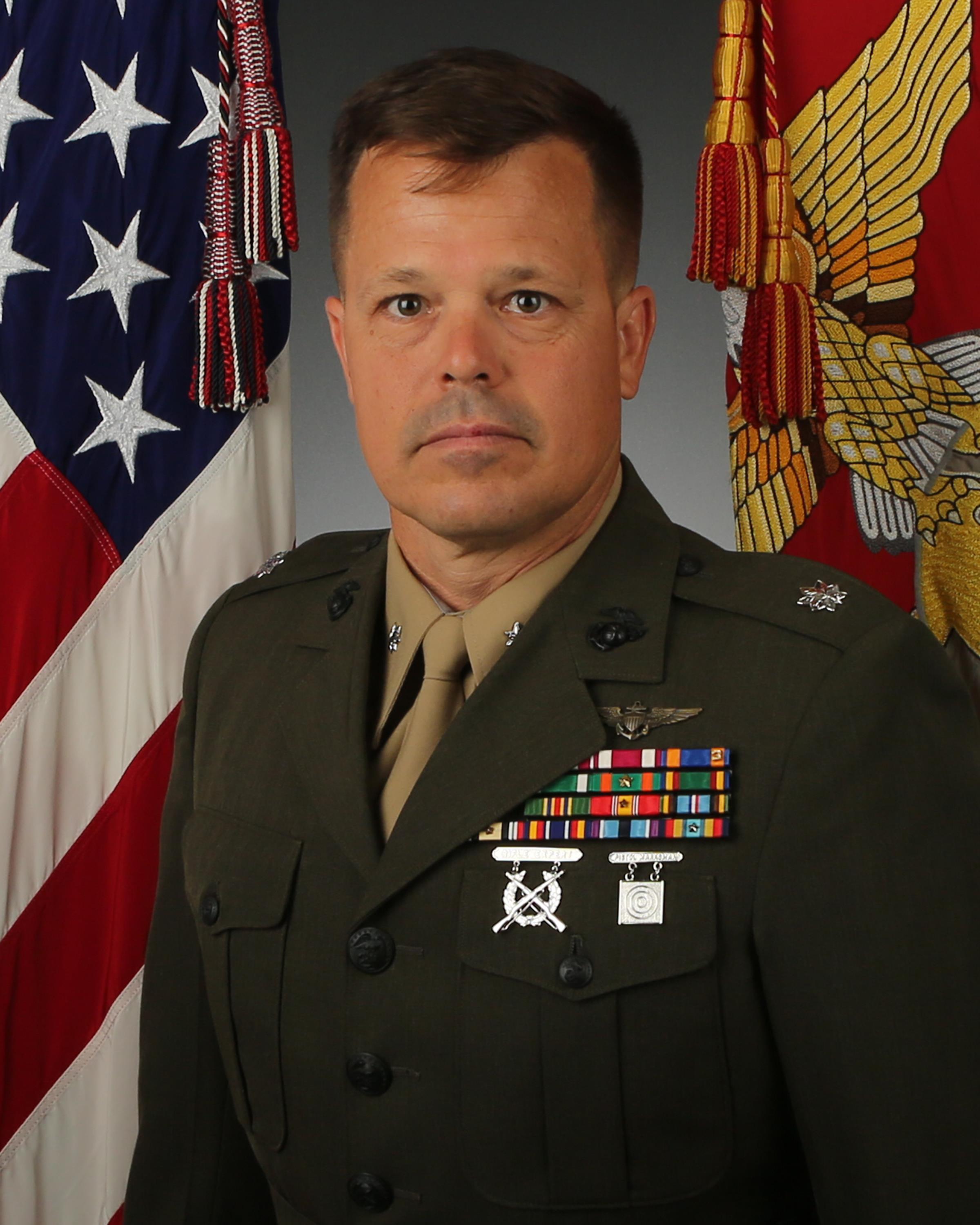 Lieutenant Colonel Charles Bodwell > 3rd Marine Aircraft Wing > LeadersView