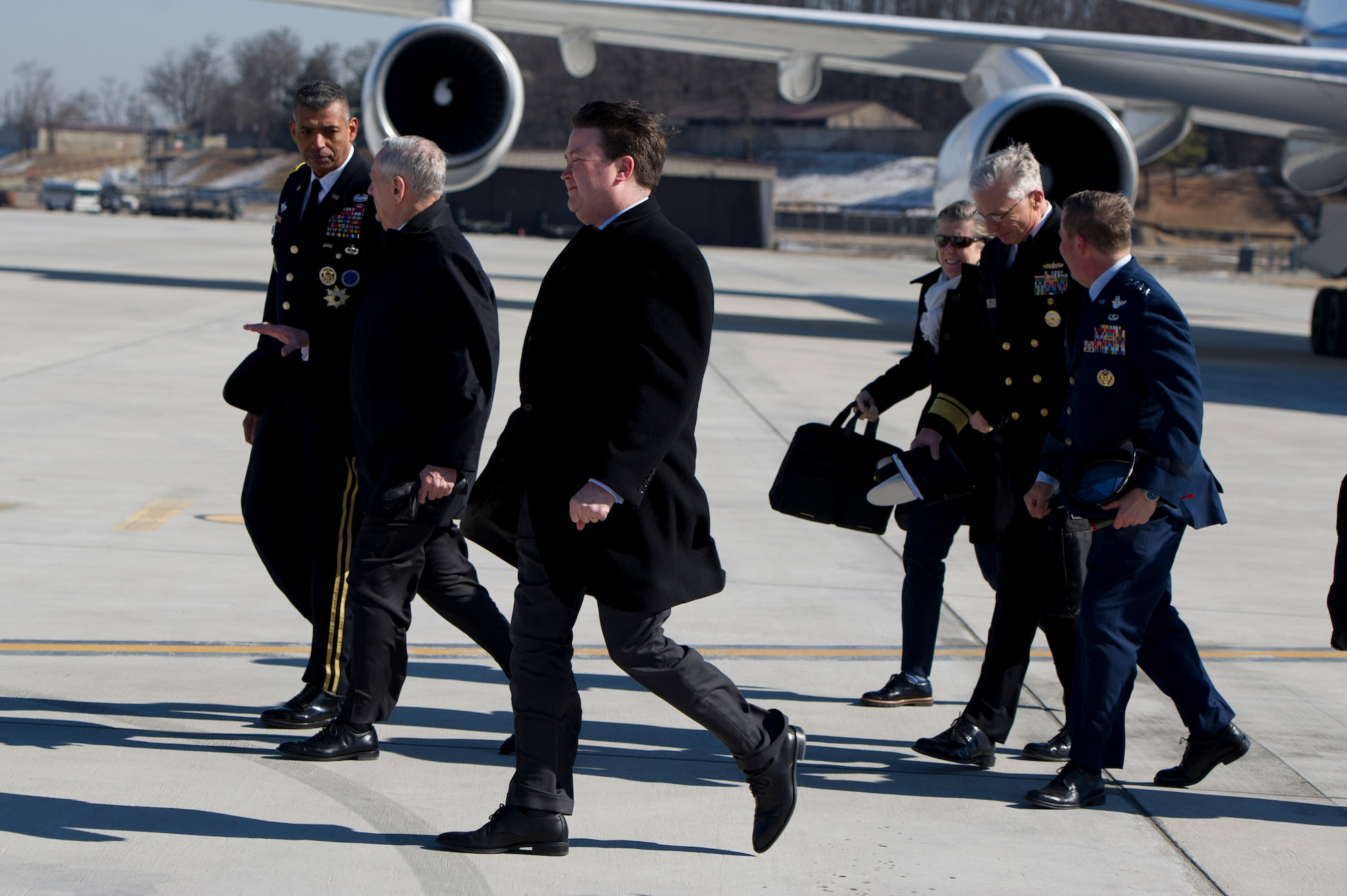 U.S. Army Gen. Vincent K. Brooks, United States Forces Korea commander, escorts Defense Secretary Jim Mattis to an HH-47 helicopter at Osan Air Base, Republic of Korea, Feb. 2, 2017. Mattis is the first cabinet member of the Trump administration to visit the ROK, demonstrating the new administration’s continued commitment to work side-by-side with allied nations and stand firm with them in the face of regional threats. (U.S. Air Force photo by Staff Sgt. Jonathan Steffen)