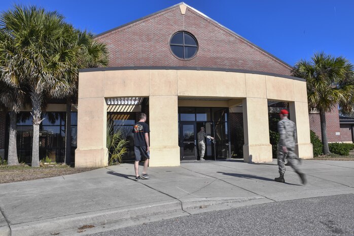 Members of Team Charleston enter the Robert D. Gaylor Dining Facility here for lunch, Feb. 2, 2017. The dining facility will close for repairs March 1. Airmen on meal cards will receive a basic allowance for subsistence during the 10-month project.