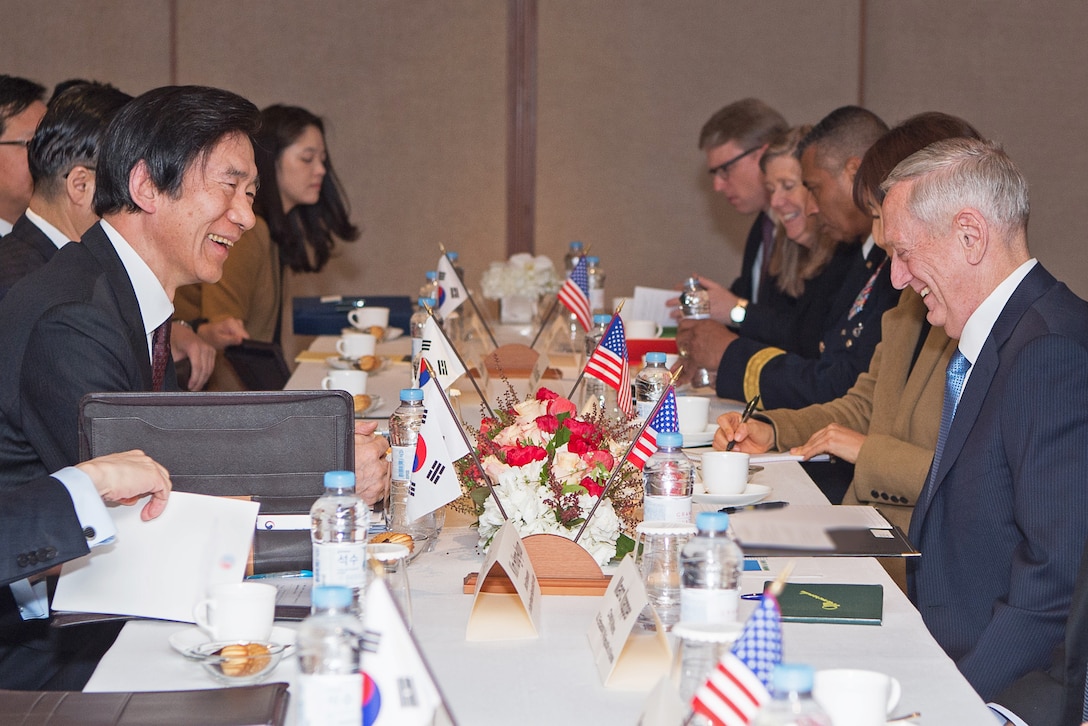 Defense Secretary Jim Mattis meets with South Korean Foreign Affairs Minister Yun Byung-se during a visit to Seoul, South Korea, Feb. 3, 2017. DoD photo by Army Sgt. Amber I. Smith