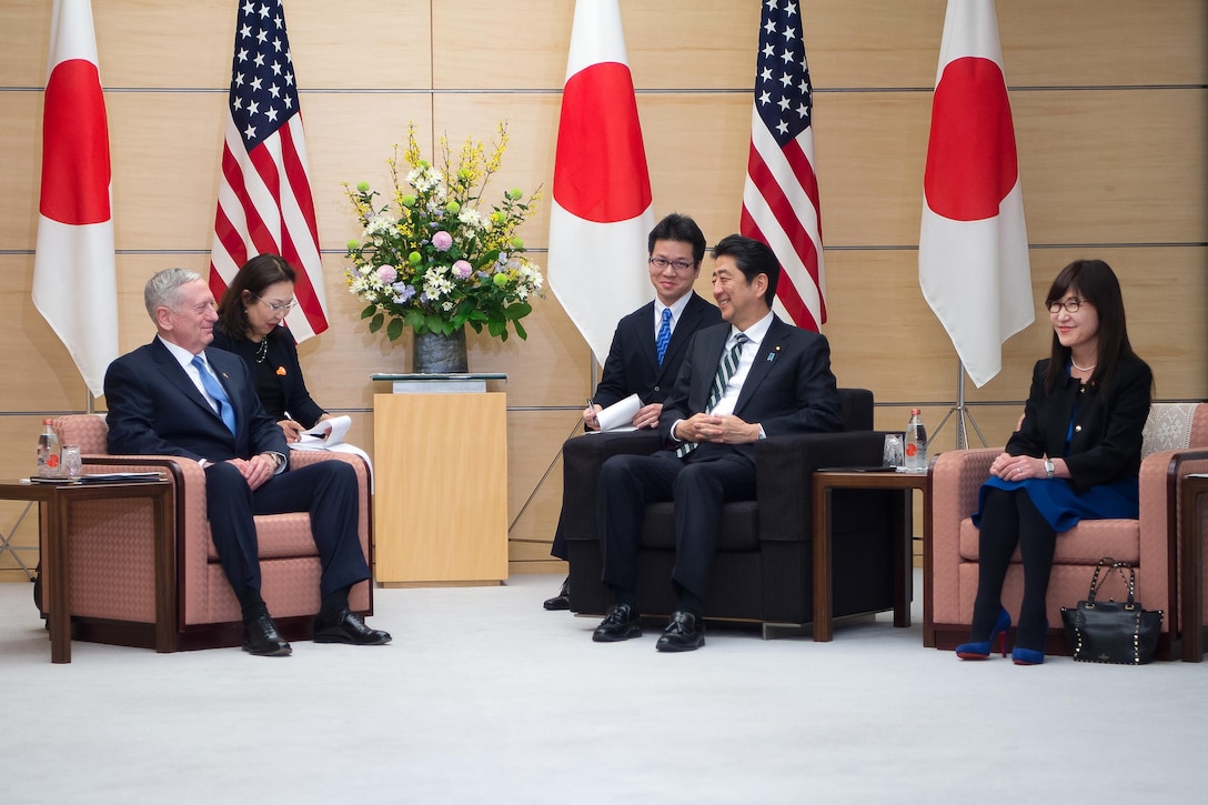 Defense Secretary Jim Mattis meets with South Korean Minister of Foreign Affairs Yun Byung-se.