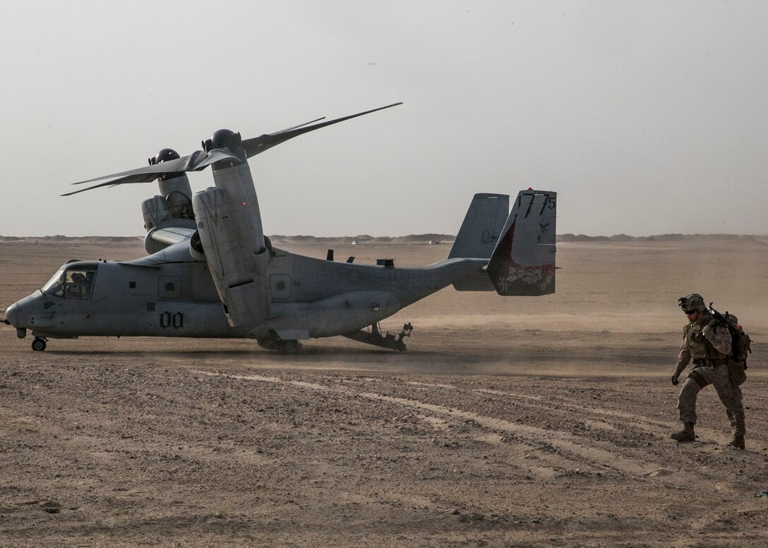 U.S. Marine Lance Cpl. Andrew Anderson, a machine gunner with India Company, 3rd Battalion, 7th Marine Regiment, Special Purpose Marine Air-Ground Task Force-Crisis Response-Central Command, sets up a security perimeter around an MV-22 Osprey with Marine Medium Tiltrotor Squadron 165 during a tactical recovery of aircraft and personnel exercise while forward deployed in the Middle East, Jan. 26, 2017. The SPMAGTF is a self-sustaining expeditionary unit, designed to provide a broad range of crisis response capabilities throughout the Central Command area of responsibility, using organic aviation, logistical, and ground combat assets.