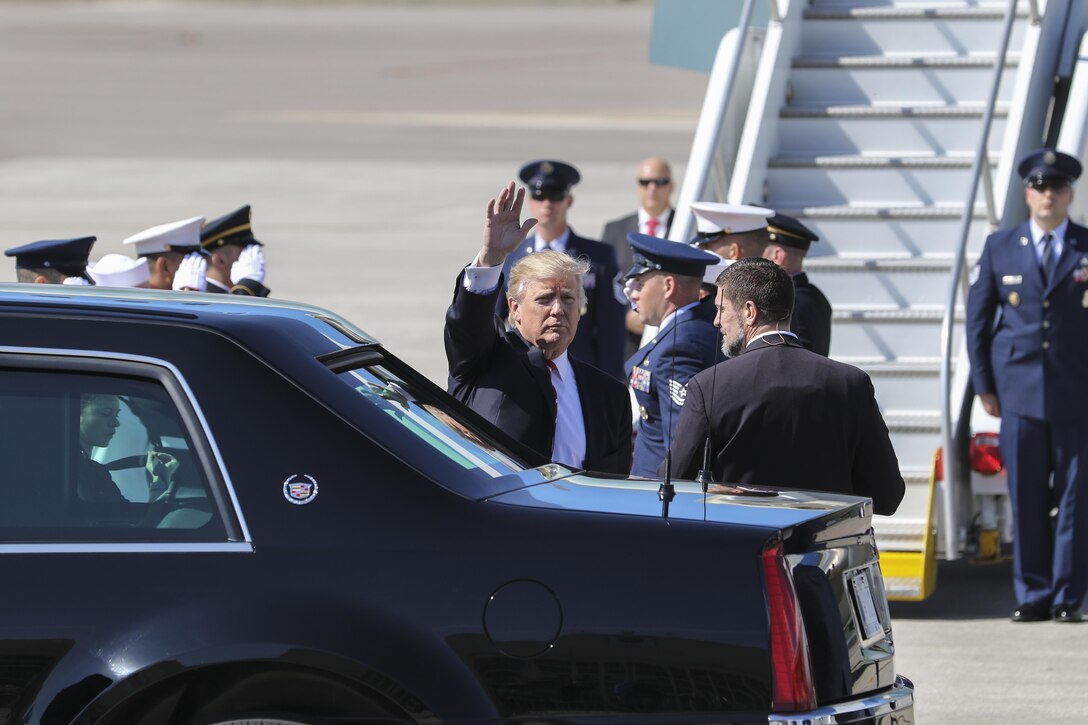 President Donald J. Trump steps off Air Force One at MacDill Air Force Base in Tampa, Fla., Feb. 6, 2017. This is the commander in chief's first visit to the base. Army photo by Staff Sgt. Aaron Knowles