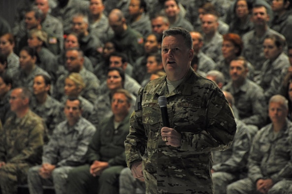 Lt. Gen. Brad Webb, commander of Air Force Special Operations Command, shares his vision and priorities for the future with Citizen Air Commandos at Duke Field, Fla., Feb. 4, 2017. Webb spoke to the Reservists and visited with senior leaders to ensure members assigned here understand how important the Wing’s mission is to AFSOC’s global operations. (U.S. Air Force photo/Dan Neely)
