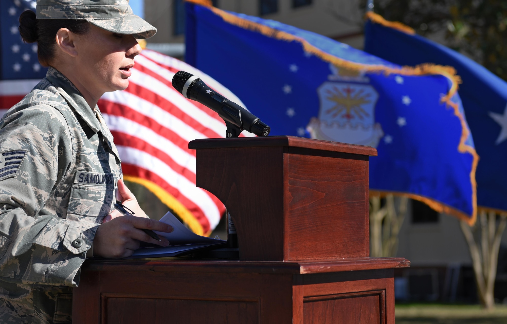 Tech. Sgt. Robin Samolinski, 8th Air Force executive assistant to the command chief, speaks during a building dedication and cake cutting ceremony at Barksdale Air Force Base, La., Feb. 2, 2017. The 8th AF headquarters building was dedicated to General James H. “Jimmy” Doolittle during a series of 8th AF 75th diamond anniversary events. On Feb. 1, the Eighth celebrated its 75th anniversary, and former and current “Mighty Eighth” Airmen from across the country came to Barksdale AFB to take part in the celebration. (U.S. Air Force photo by Senior Airman Erin Trower) 