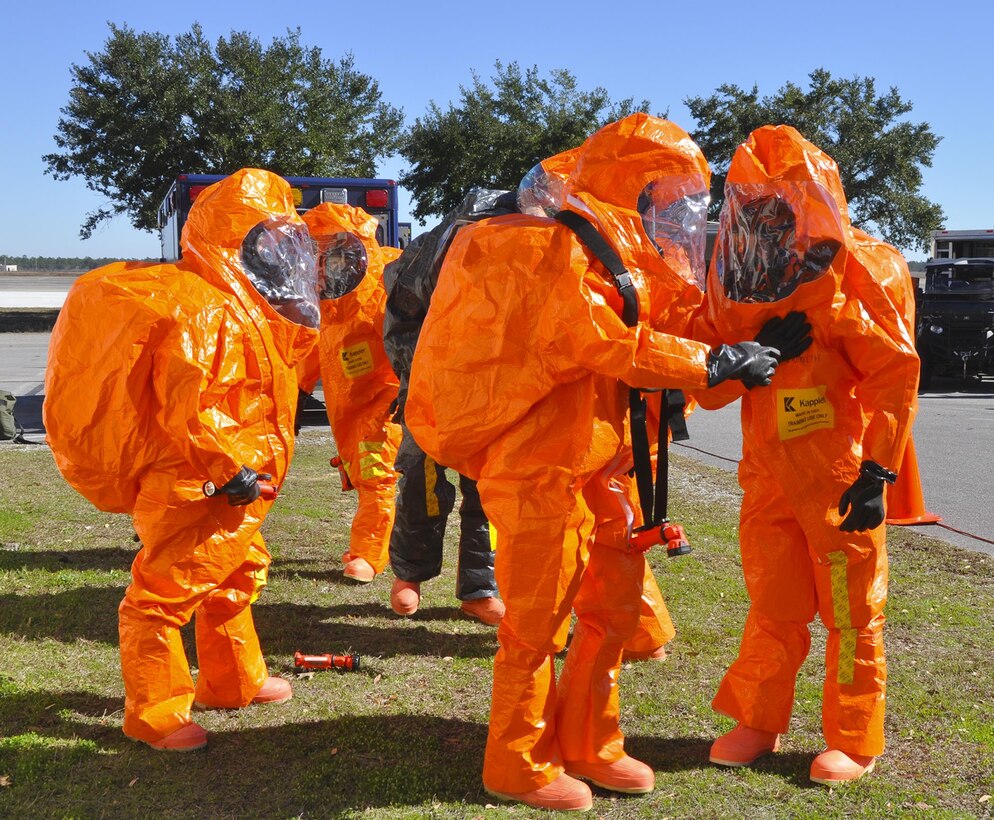 Members of a highly specialized Kentucky National Guard unit practiced their skills in combating terrorist attacks during an emergency response exercise at Duke Field, Fla. Jan. 24. The 41st Civil Support Team used Duke Field as the site of the three-day exercise to assess their readiness and ability to respond to terrorist attacks, and the deployment of nuclear, biological, radiological or chemical weapons.  (U.S. Air Force photo/Dan Neely)