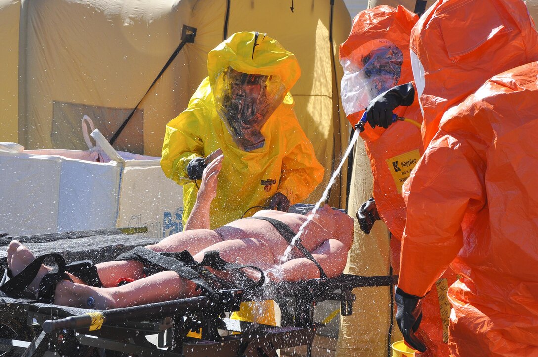 Members of a highly specialized Kentucky National Guard unit practiced their skills in combating terrorist attacks during an emergency response exercise at Duke Field, Fla. Jan. 24. The 41st Civil Support Team used Duke Field as the site of the three-day exercise to assess their readiness and ability to respond to terrorist attacks, and the deployment of nuclear, biological, radiological or chemical weapons.  (U.S. Air Force photo/Dan Neely)