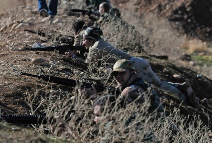 Peshmerga soldiers training near Erbil, Kurdistan with the advice and assistance of soldiers from the Netherlands on January 17. The Dutch Army is part of the Kurdistan Training Coordination Center which works with Combined Joint Task Force – Operation Inherent Resolve building partner capacity as a global coalition dedicated to the training, advising and assistance of Kurdish forces to defeat ISIL in Iraq.